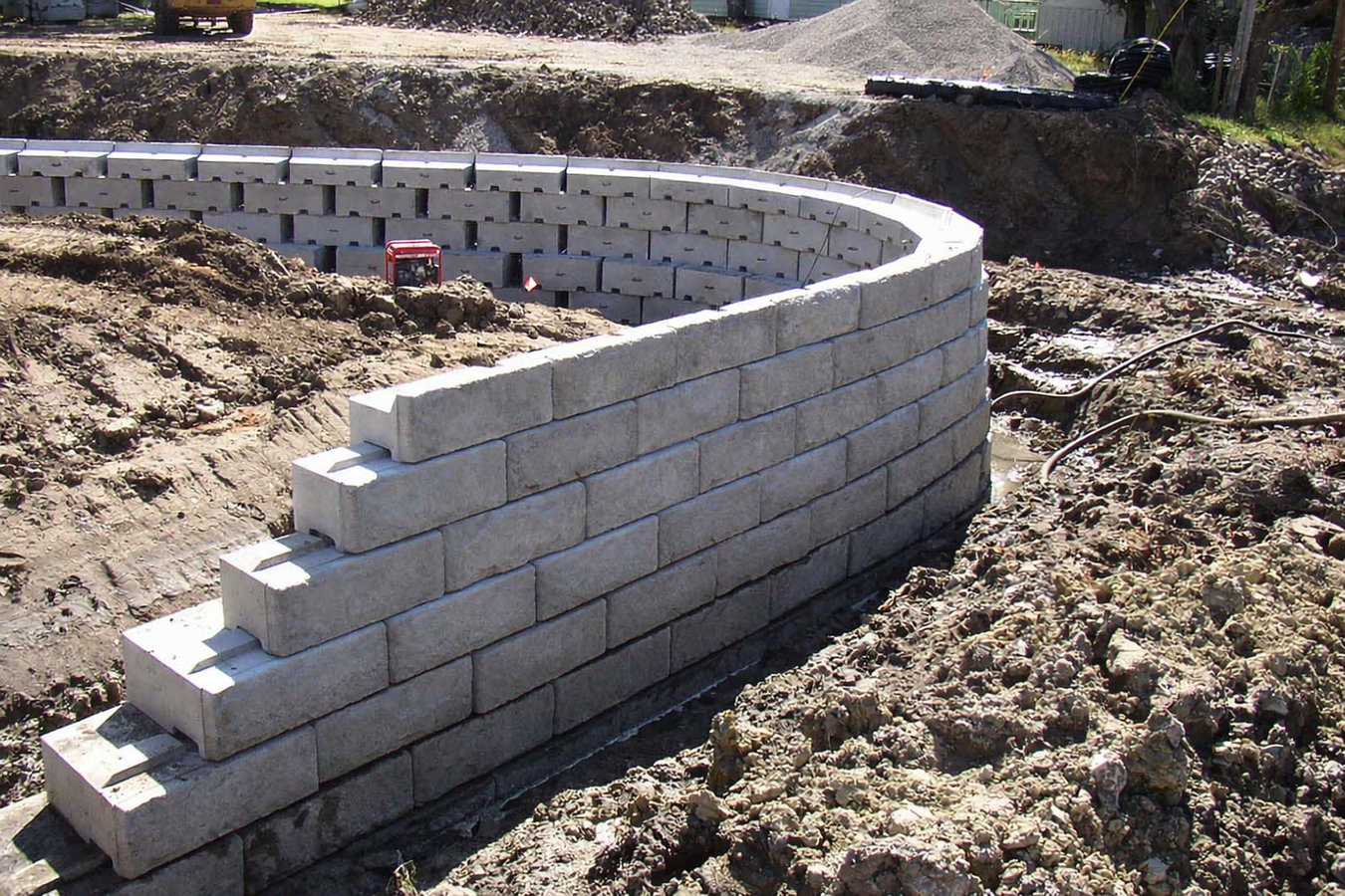 Concrete retaining walls
